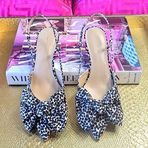 Black and White Bow Pump Ann Taylor Sz 10